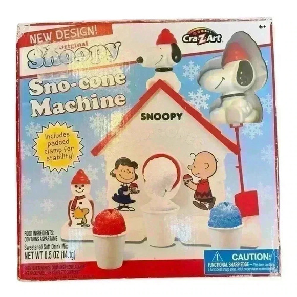 Peanuts Snoopy Sno-Cone Machine Kids Snow Maker Toy Ice Shavings, Red, White - Picture 1 of 8